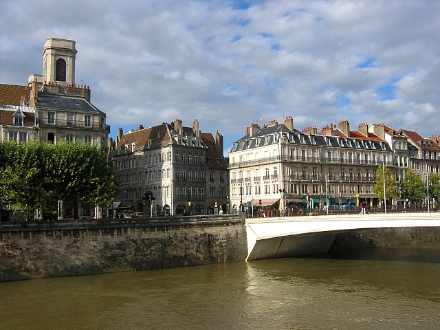 Le pont Battant à Besançon