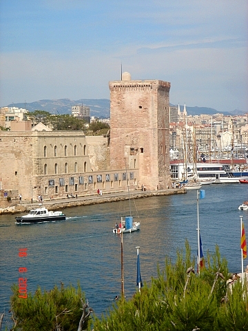 Marseille - L'entrée du vieux port