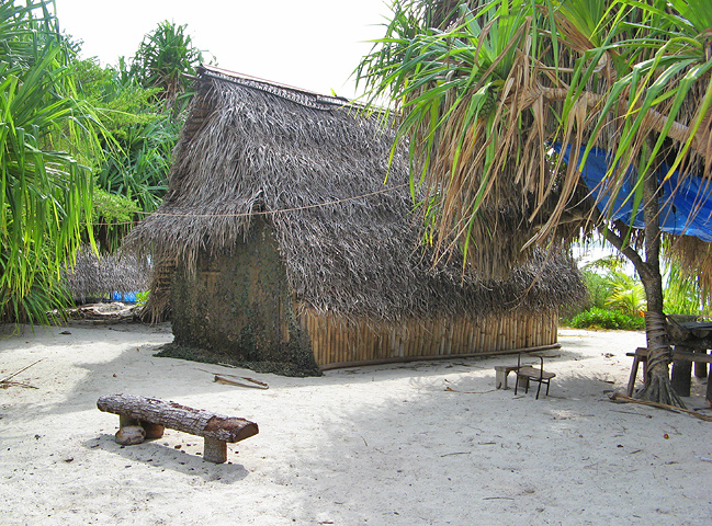 Papau Hut