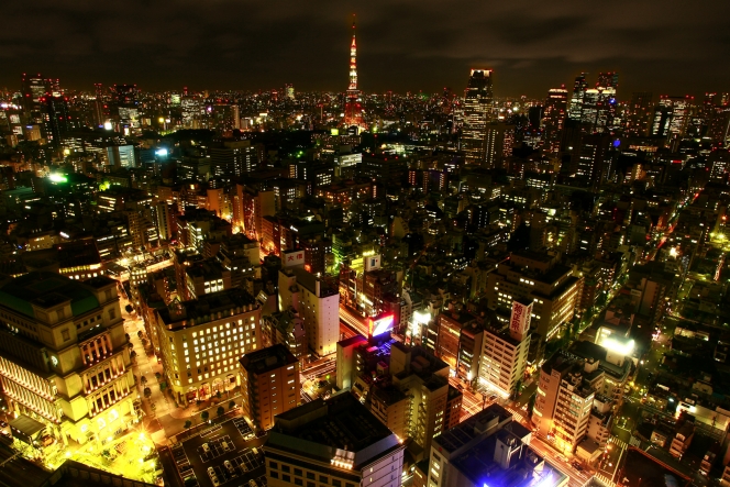 Tokyo tower by night