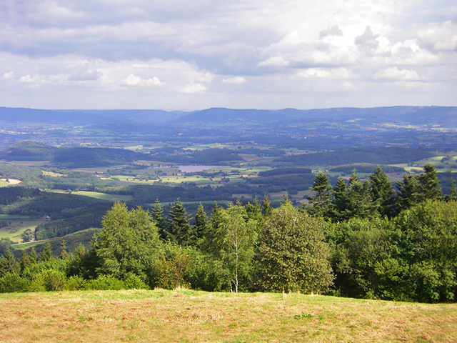 Vue depuis le Mont Beuvray